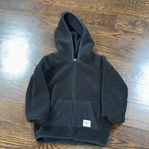 Oshkosh zip up size 4